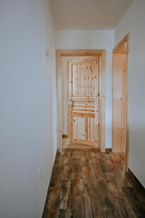 Apartments Cenda Железники Экстерьер фото